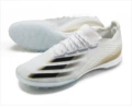 X19-2 Turf White/Gold