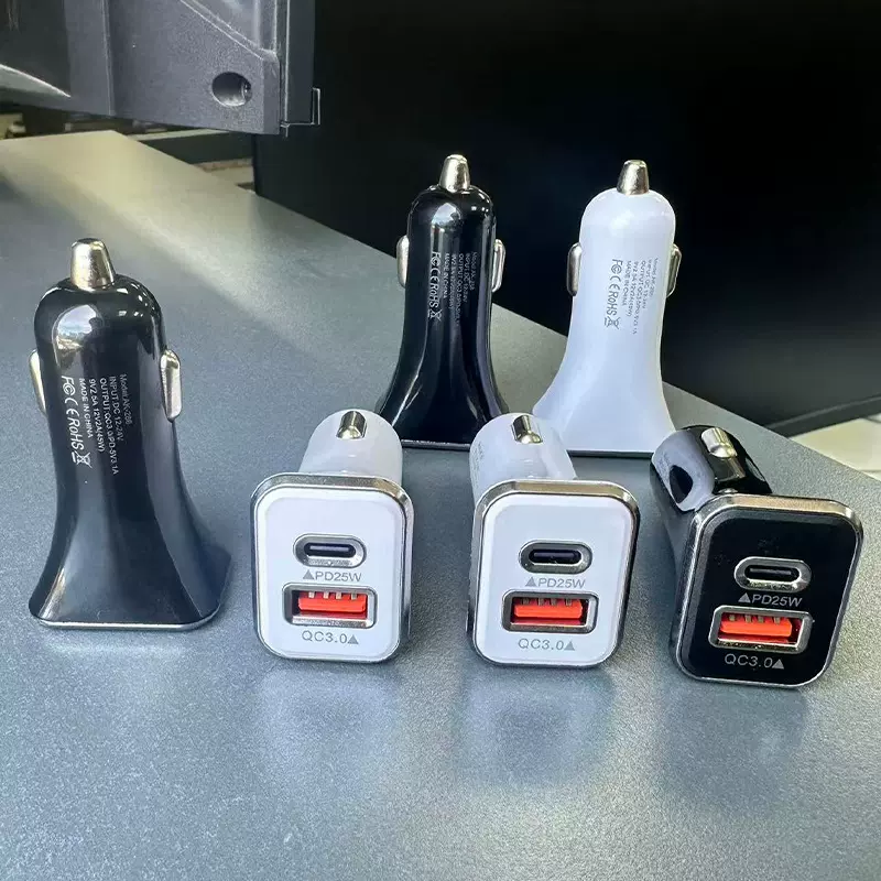 跨境热销车载充电器USB+PD双口2.4A汽车手机电镀圈车充批发车用