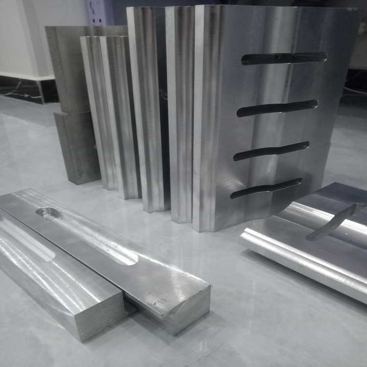 供应北方超声波模具，超声波焊接模具及配件(图)