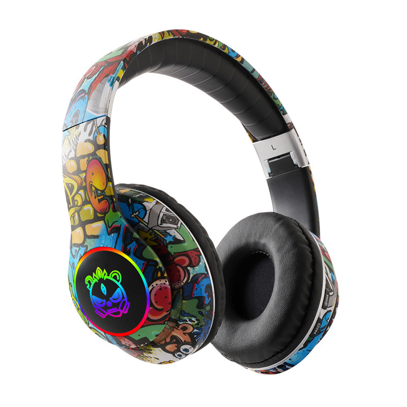 Transfronterizo nueva moda nacional graffiti auricular Bluetooth LED juego luminoso tarjeta inalámbrica auriculares Bluetooth