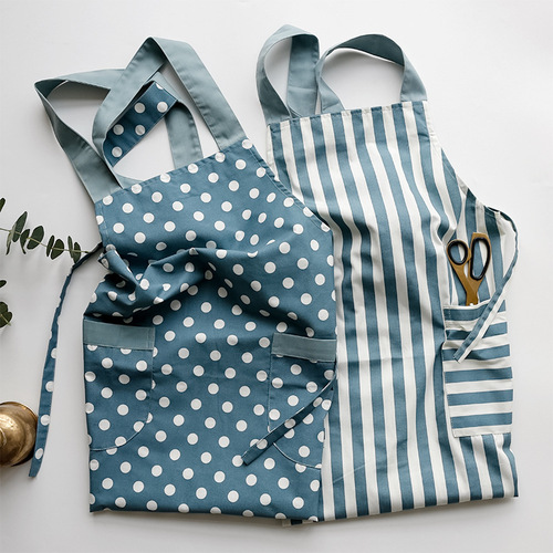 Korean-style fashionable quick-dry tank top-style apron, Japanese dotted striped fresh kitchen apron