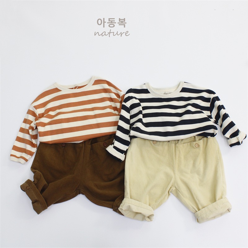 Otoño Suéter para niños Camiseta suelta de manga larga de estilo coreano Cuello redondo a rayas Top de ropa suelta para hombres y mujeres se puede usar afuera