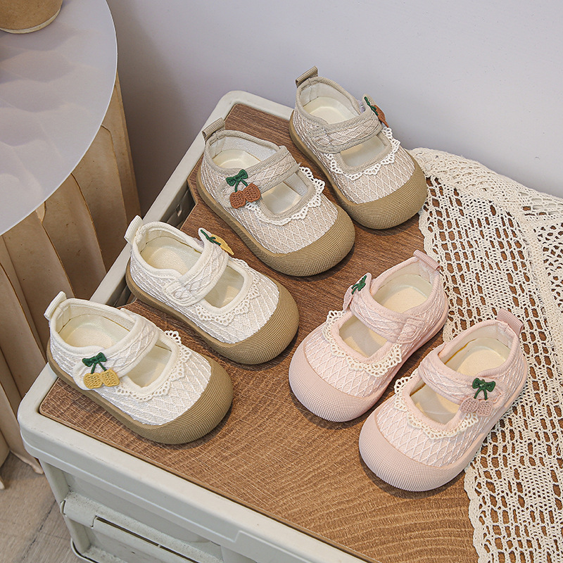 Zapatos para niños de suela suave de niñas 2026 verano nuevos zapatos de princesa de niñas de moda zapatos de lona superficial image 3