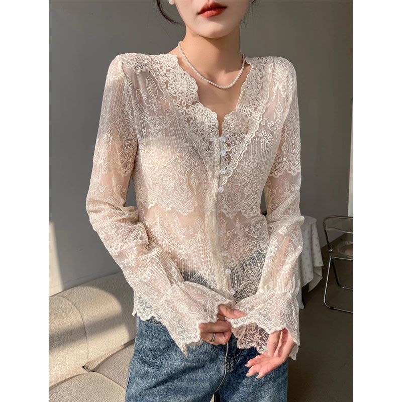 Women's lace base shirt 2026 new autumn and winter style, V-neck hollow-out top, elegant long-sleeved shirt with a high-end feel