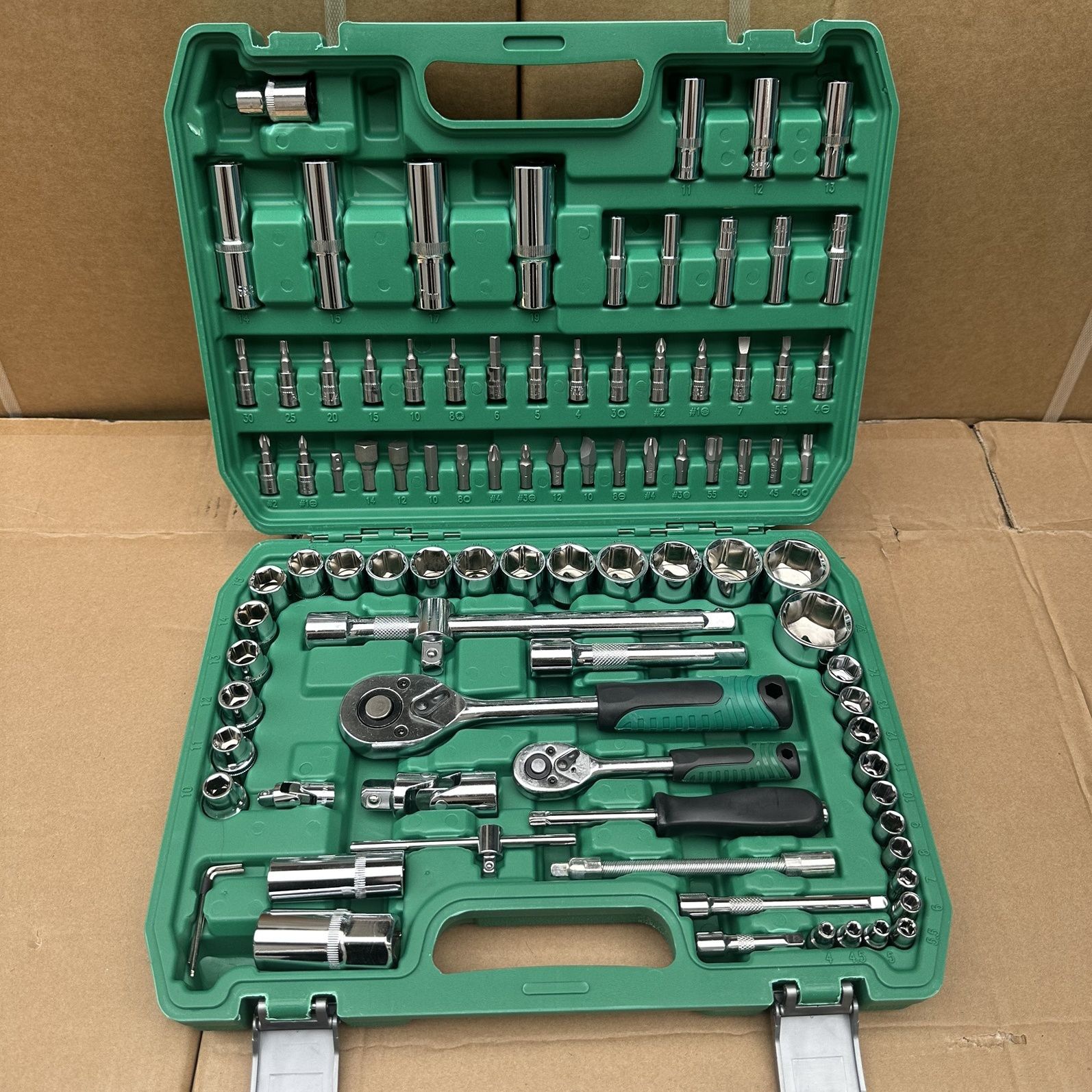 Sockets and Wrenches – Che Gong Repair kit - 94pcs-24-tooth-auto-repair-lifetime-warranty