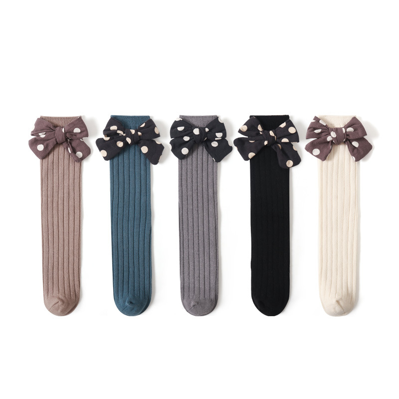 21 nuevos calcetines de primavera y otoño para niñas de algodón peinado red para niños rojo estilo coreano lunares estilo arco calcetines de media pantorrilla