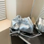 单肩小众新款百搭水桶包