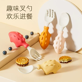 宝宝指甲钳;喂养餐具;沐浴球浴擦