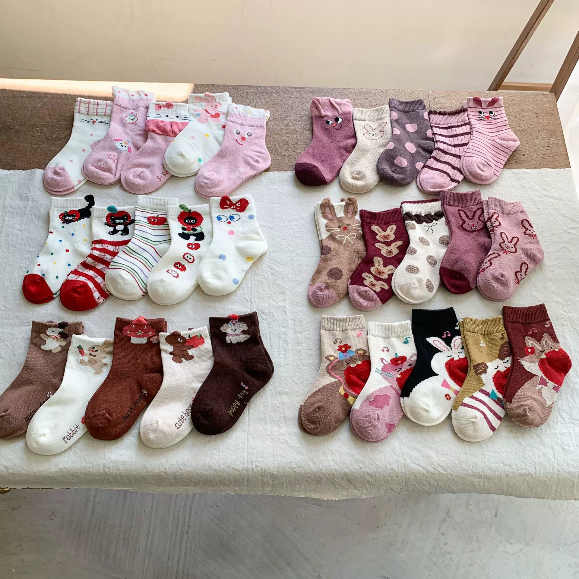 维木童装女童袜子秋季2025新款儿童可爱卡通中筒袜小女孩宝宝棉袜
