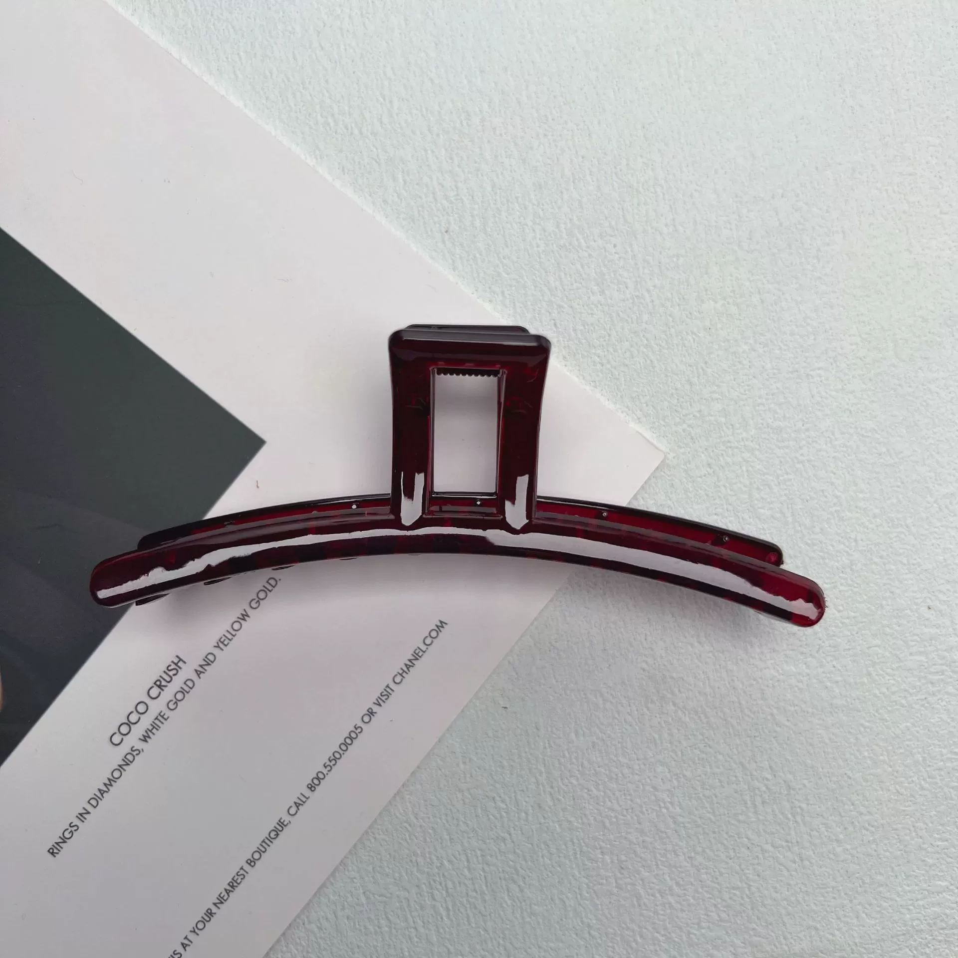 Заколка для волос, большая краб-скрепка, матовый акуловый дизайн, аксессуар для волос, шпильки, простой и элегантный стиль, высококлассный