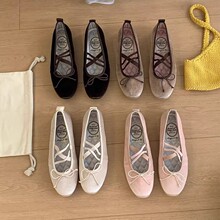 ���s�L�����Y�\�چ�ЬŮһ�_�ŕr��ͨ�ڰٴ��⴩�A�^ưЬ