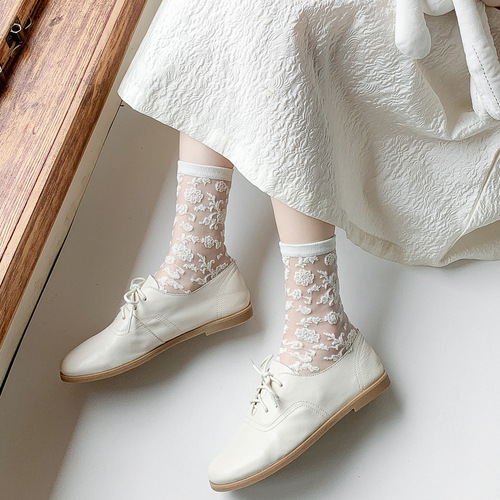Spring and summer style soft girl girl little flower white Lolita glass stockings fairy Lolita black jk mid-calf stockings