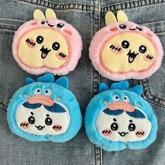 新しいヘッドギア、小八ウサギのぬいぐるみアクセサリー、漫画のキャラクターブローチ、DIY服飾装飾材料
