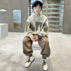 男の子用子供服セット、子供用スポーツウェア、秋服、2025年新作、男の子用スウェットシャツ、韓国風、ハンサムでファッショナブル、春秋スタイル