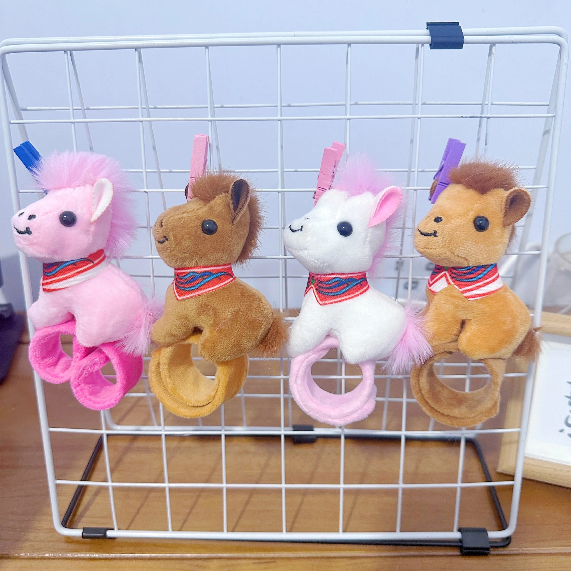 Cuatro pulgadas muñeca de peluche pequeño colgante muñeca llavero muñeca mochila colgante juguete de peluche regalo