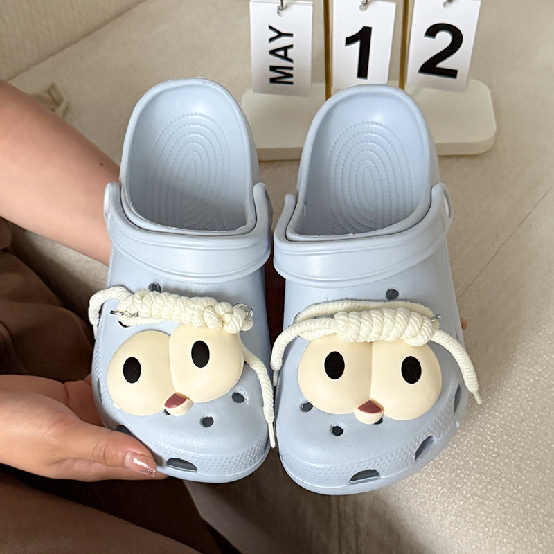 Thick-Soled Cute Girly Summer Clogs for Women, Outdoor Wear, Student Beach Non-Slip Closed-Toe Slippers, Wholesale from Manufacturer