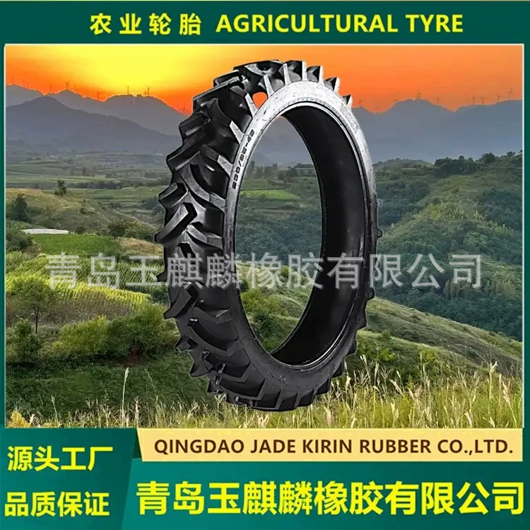 Сеялка для обработки почвы «елочка» 12,4-54, разбрасыватель удобрений для защиты рассады, четырехколесный трактор, модифицированный опрыскиватель с приподнятыми узкими шинами.