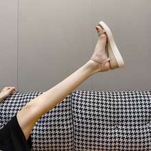 凉鞋女款夏季厚底2025年新款百搭时尚一字带高跟鞋软底坡跟鞋