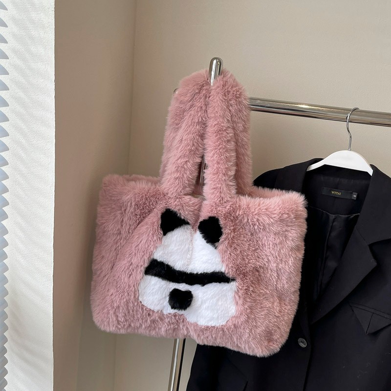 Panda peludo bolso grande mujer 2024 nuevo bolso de clase para estudiantes universitarios de moda otoño e invierno con bolso especial bajo la axila