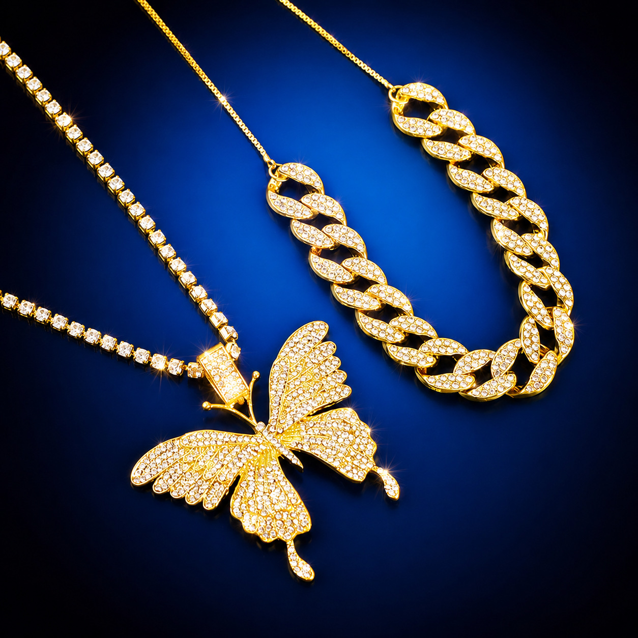 Joyería transfronteriza europea y americana elegante rhinestone cubano hebilla Collar para mujer dulce fresco apilado mariposa colgante collar