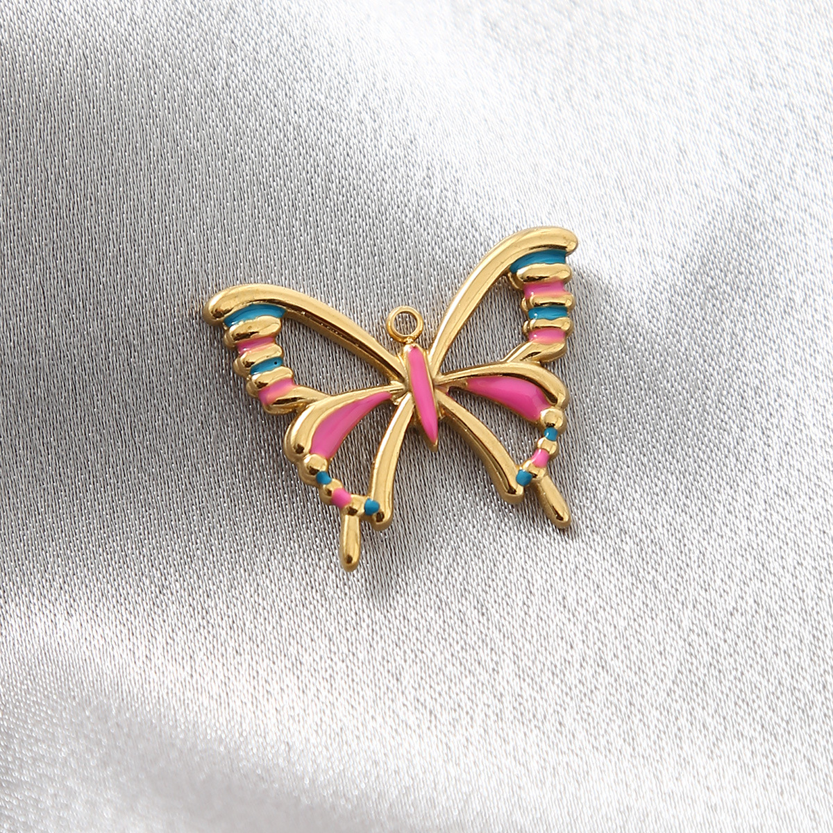Butterfly Pattern All Seasons Season 20 * 25mm 304 Stainless Steel Butterfly Pendant Jewelry Accessories