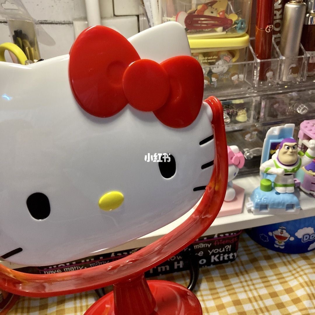 赤い本と同じかわいいハローキティ化粧鏡デスクトップ実用寮から親友へのプレゼント
