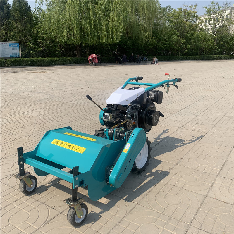 自走式果园除草粉碎还田一体机小型家用打草机手扶四驱开荒割草机