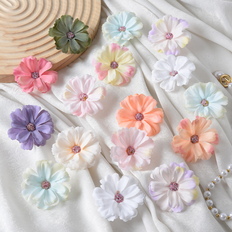Pequeño crisantemo pequeña margarita flor artificial hecha a mano flor retró joyería de cabello pinza flor decoración ropa props de disparo