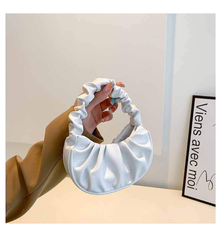 2024 Estate Nuovo Trendy Internet Rosso Versatile Monospalla Sottobraccio Alla Moda Portatile Semplice Piegato Borsa Nuvola_voghion.com