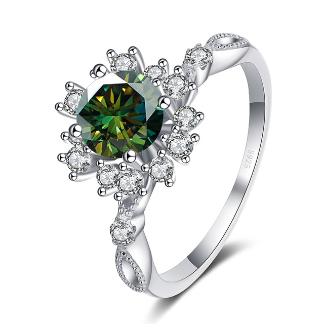 女富贵花钻戒子