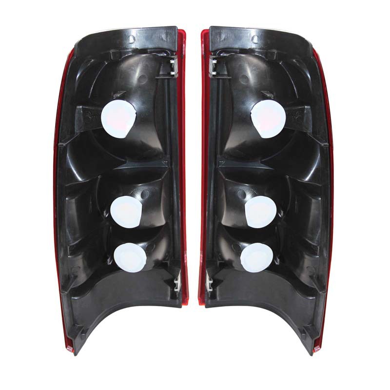 Aplicable a GMC99-06 Sierra1500 2500 3500 lámpara trasera del automóvil original de borde rojo halógeno medio conjunto