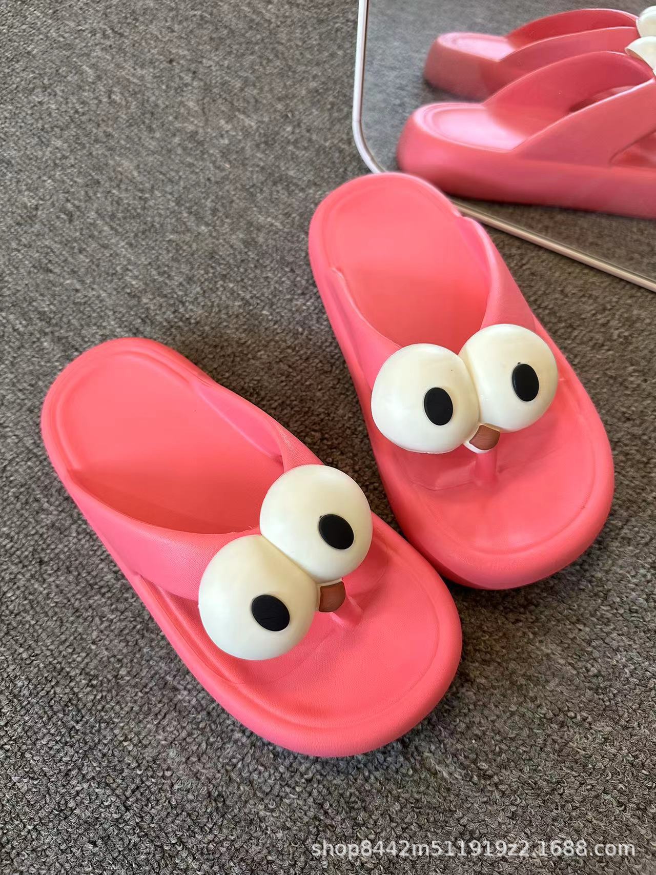 Arrastre de dibujos animados divertido en verano 2023 interior y exterior con Playa universal para hombres y mujeres, lindo Fondo grueso, cómodo ojos grandes