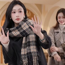 韩版格明星同款围巾女冬季ins复古百搭加厚保暖长款披肩学生两用