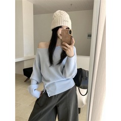 蓝色一字领露肩长袖针织衫女巨好看的早秋韩系氛围感穿搭短款上衣
