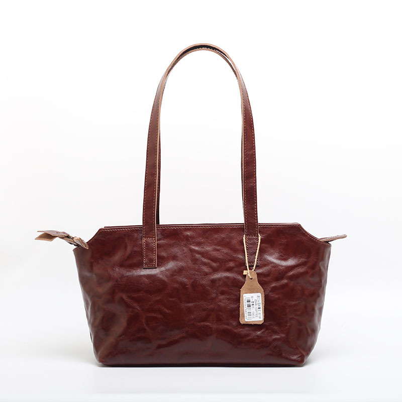 Leather shoulder bag