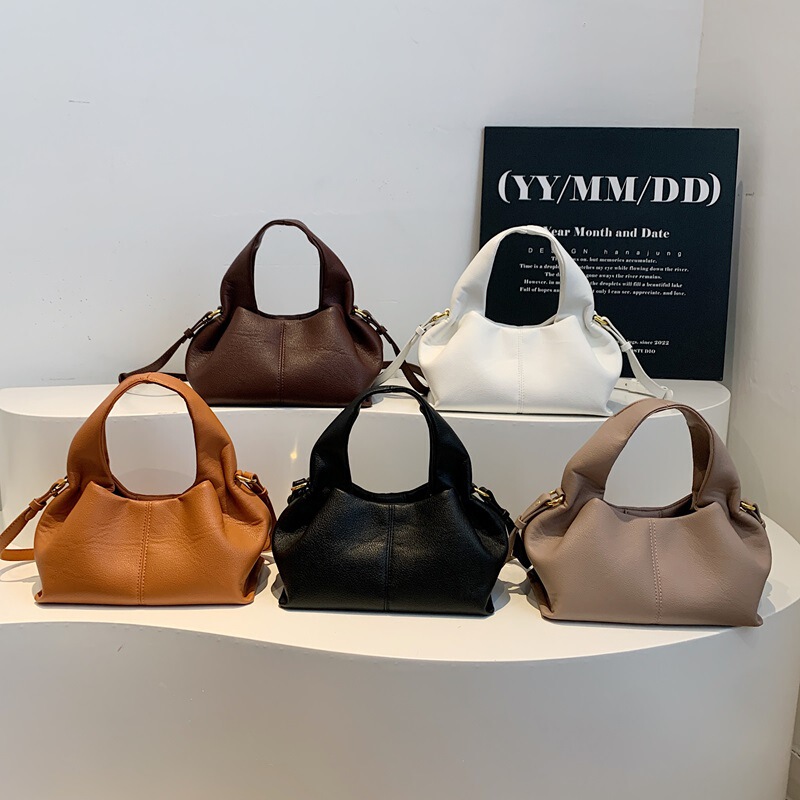 Korean-Style Niche Cloud Handbag 2026 Early Spring Hot-Selling Shoulder Commuter Bag Retro Versatile Crossbody Women's Bag Korean-Style Niche Cloud Handbag 2026 Early Spring Hot-Selling Shoulder Commuter Bag Retro Versatile Crossbody Women's Bag