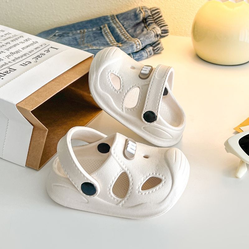 Baby Slippers 1 to 3 Years Old Non-Slip Baby Slippers Boys and Girls Summer Sandals 2025 New Infant Indoor Bathing