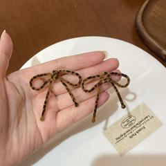 2025新爆款复古豹纹蝴蝶结耳钉女小众设计感高级轻奢耳环耳饰通勤