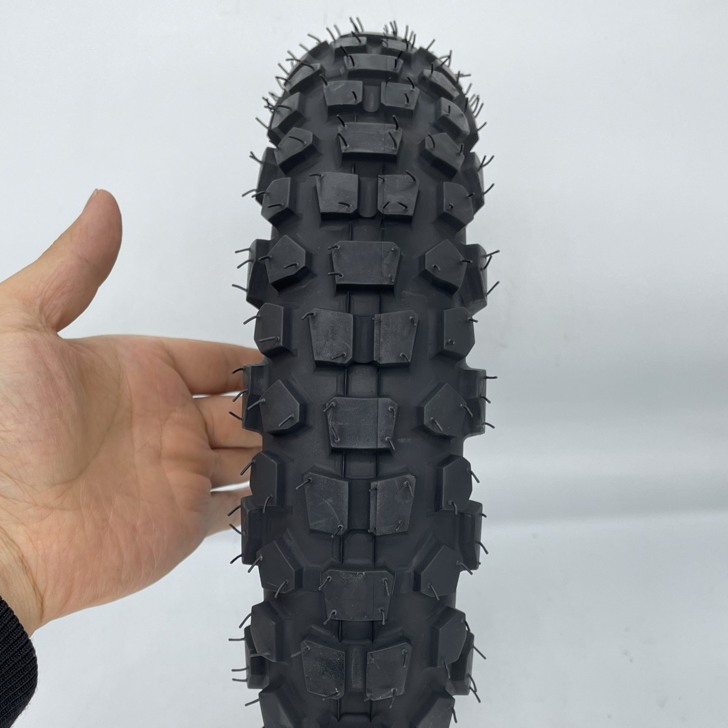 正新3.50-8CM516外胎实物图9