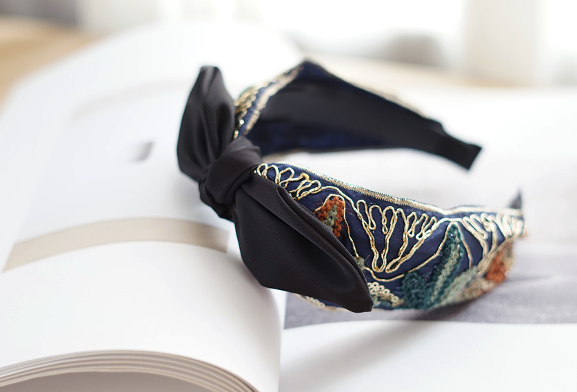 Retro Ethnic Embroidery Fabric Bow Wide Side Headband display picture 5