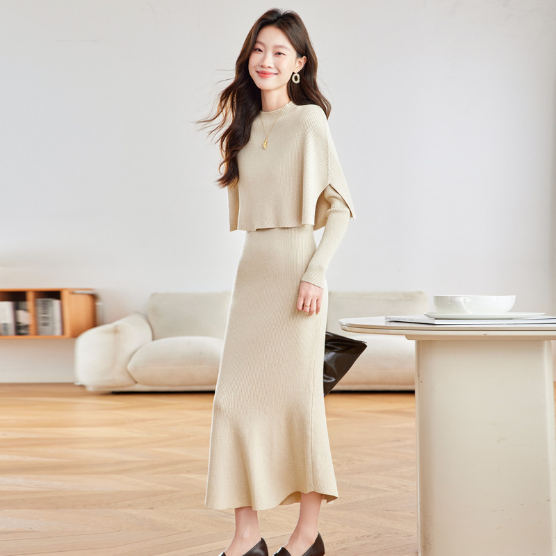 2025 New Autumn and Winter Long Knitted Hip Skirt Cape Shawl Two-Piece Fashion Dress Sh20226