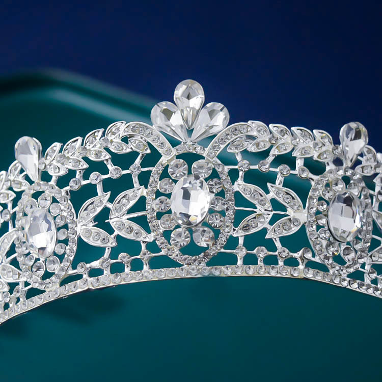 Fashion Hair Hoop Rhinestone Crown Bridal Headdress Baroque Hair Accessories display picture 3