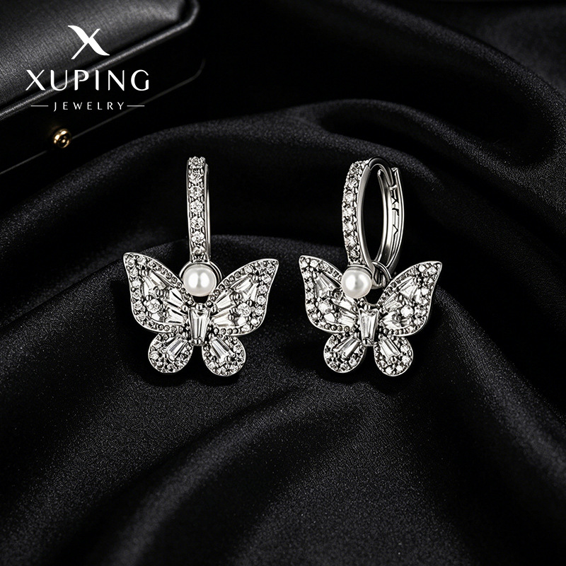 Xuping ligero lujoso temperamento incrustado de joyas artificiales mariposa bordilla hebilla de aleación de cobre Europa y América pendientes transfronterizos pendientes para mujeres