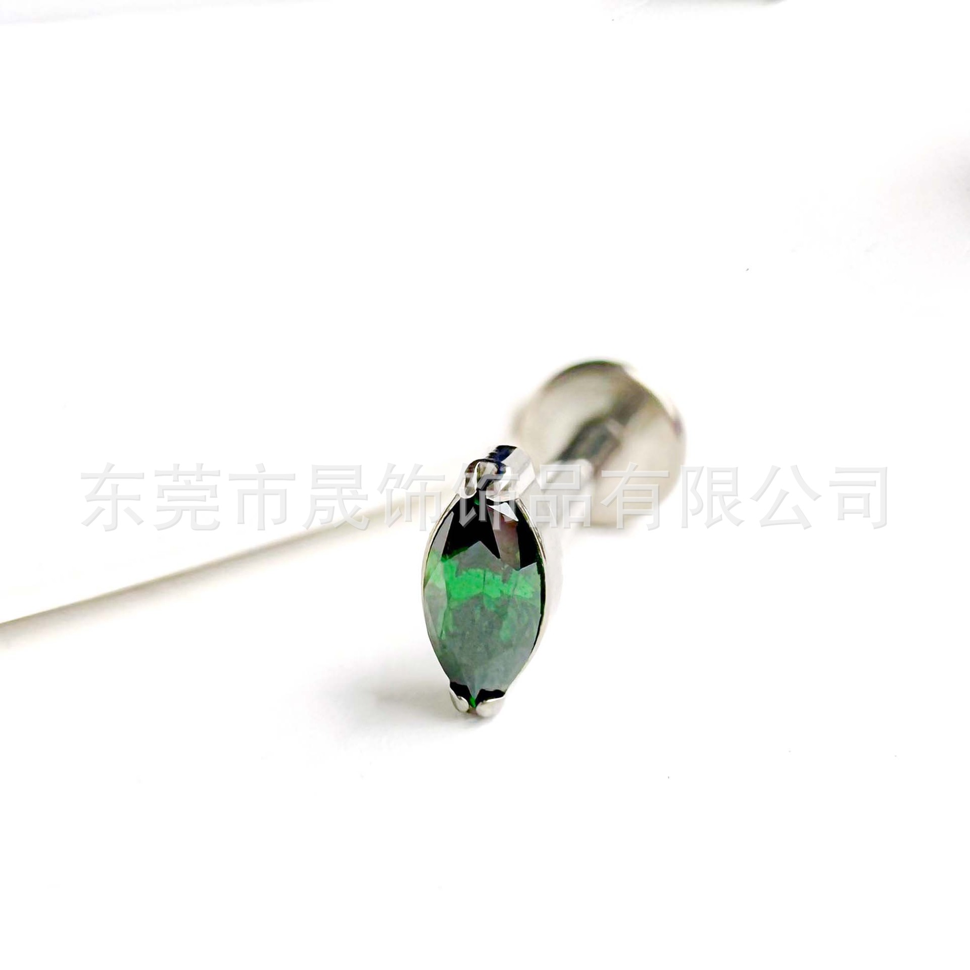 F136 Titanium 马眼 Labret Stud Ear Stud Cubic Zirconia Helix Cartilage Stud G23 Implant Grade Titanium 人体 Piercing Jewelry Ear 饰穿孔
