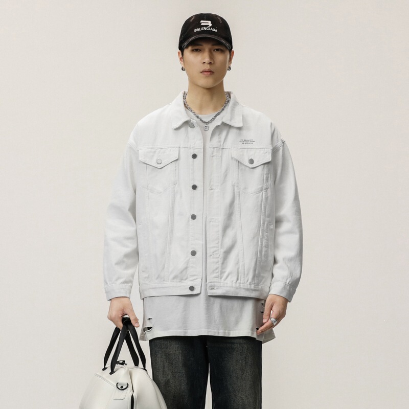 Retro street style, Japanese-inspired denim jacket, fashionable solid-color, loose-fitting, trendy denim outerwear for men