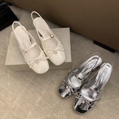 2025年夏フレンチスタイル太ヒールメリージェーンシューズ女性用パールリボン付き浅口ハイヒールサンダル