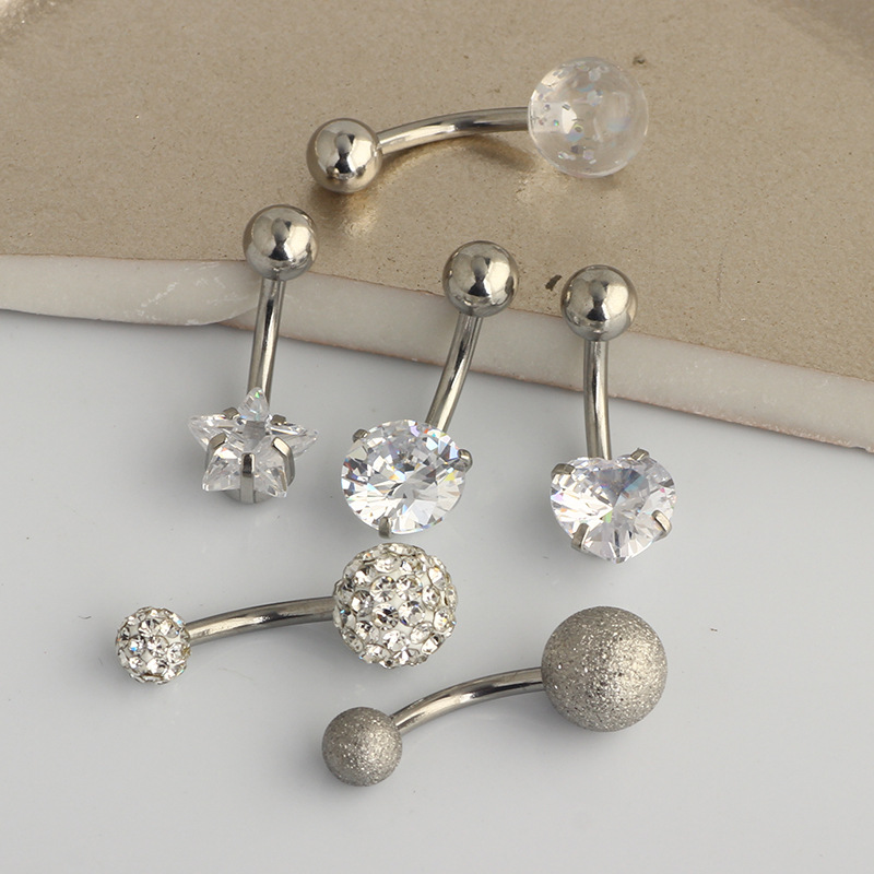 16G labret stud size and finish detail