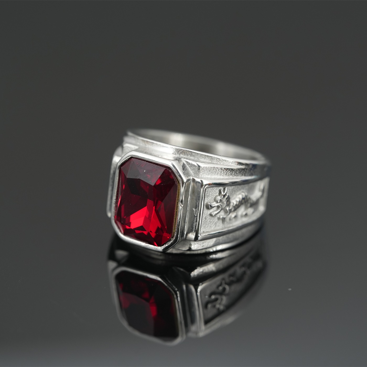 Vintage signet ring til mænd i titaniumstål hypoallergen_voghion.com