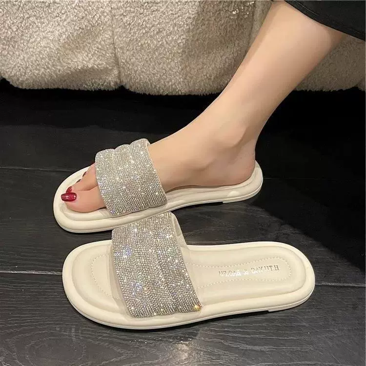 Сказочный ветер со стразами шлепанцы женские летние носки 2024 новый модный плоский дном перетаскивания на пляже холодные тапочки