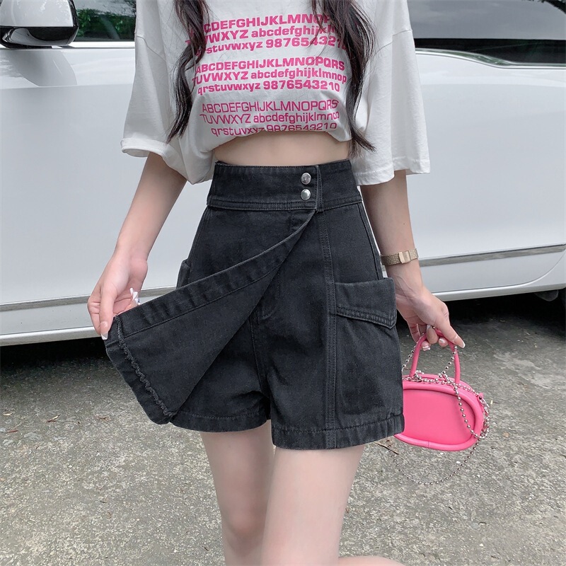 Plus-Size Women's High-Waisted Denim Shorts, New Style for Curvy Women, Tummy-Concealing and Slimming Skirt Pants, Loose-Fitting Five-Point Wide-Leg Pants Plus-Size Women's High-Waisted Denim Shorts, New Style for Curvy Women, Tummy-Concealing and Slimming Skirt Pants, Loose-Fitting Five-Point Wide-Leg Pants
